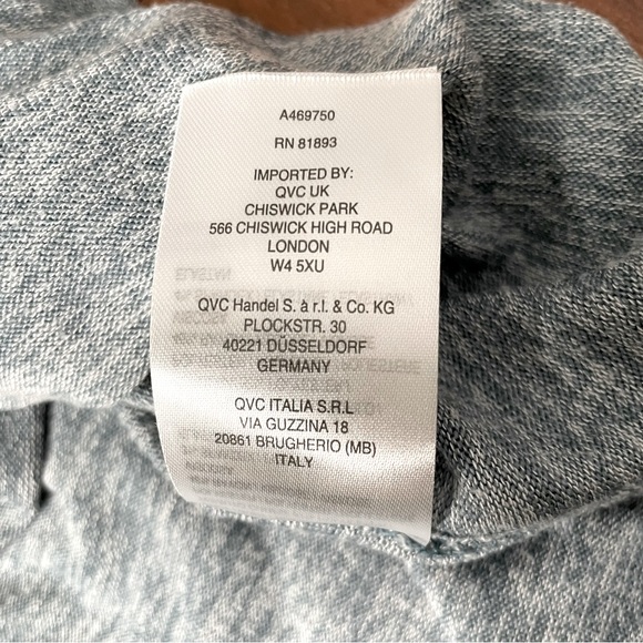 AnyBody Hacci hooded poncho - Picture 6 of 6